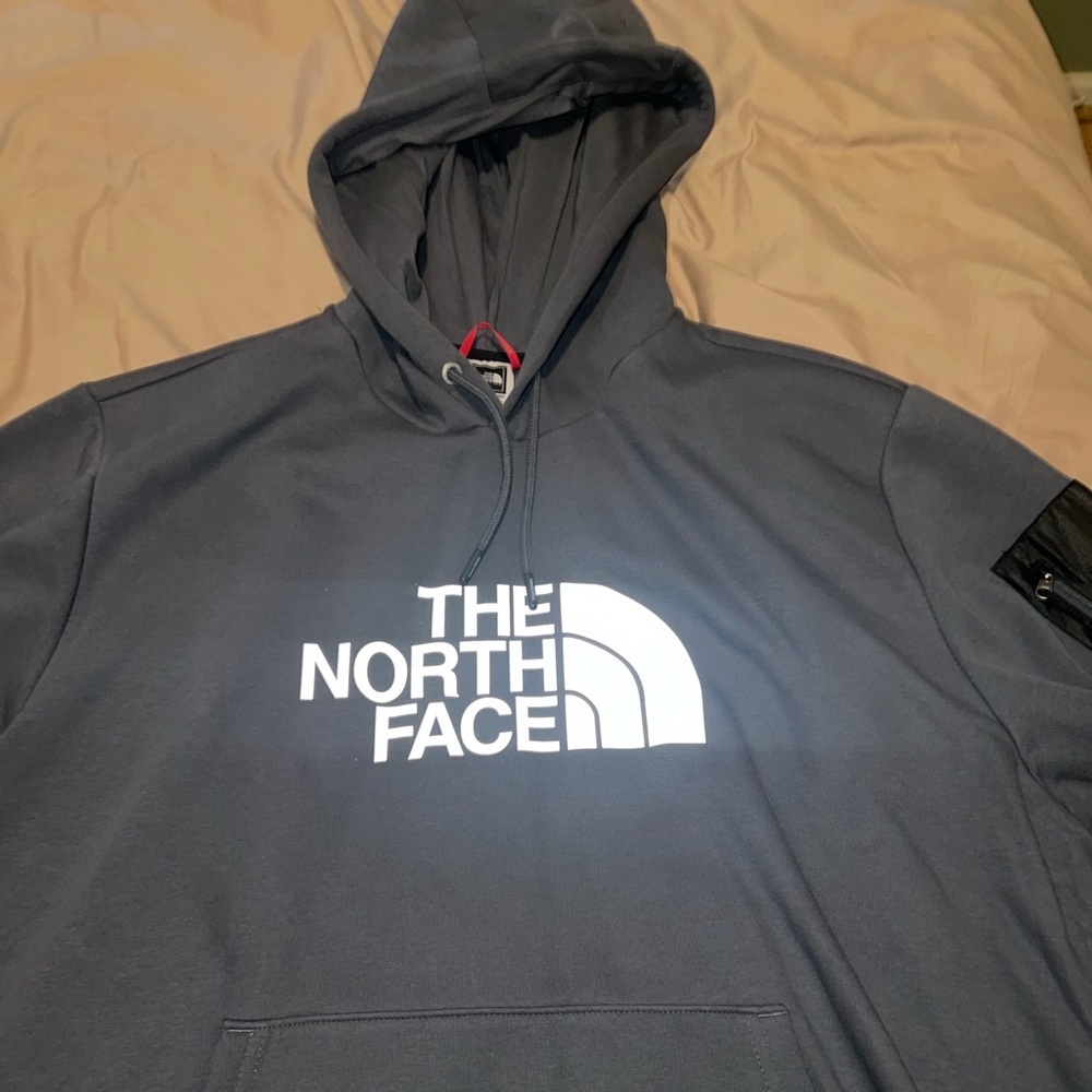 North Face hoodie men’s size XL